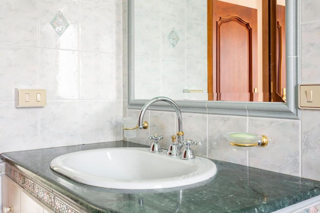 Villa Graziosa 特拉皮泰罗 外观 照片